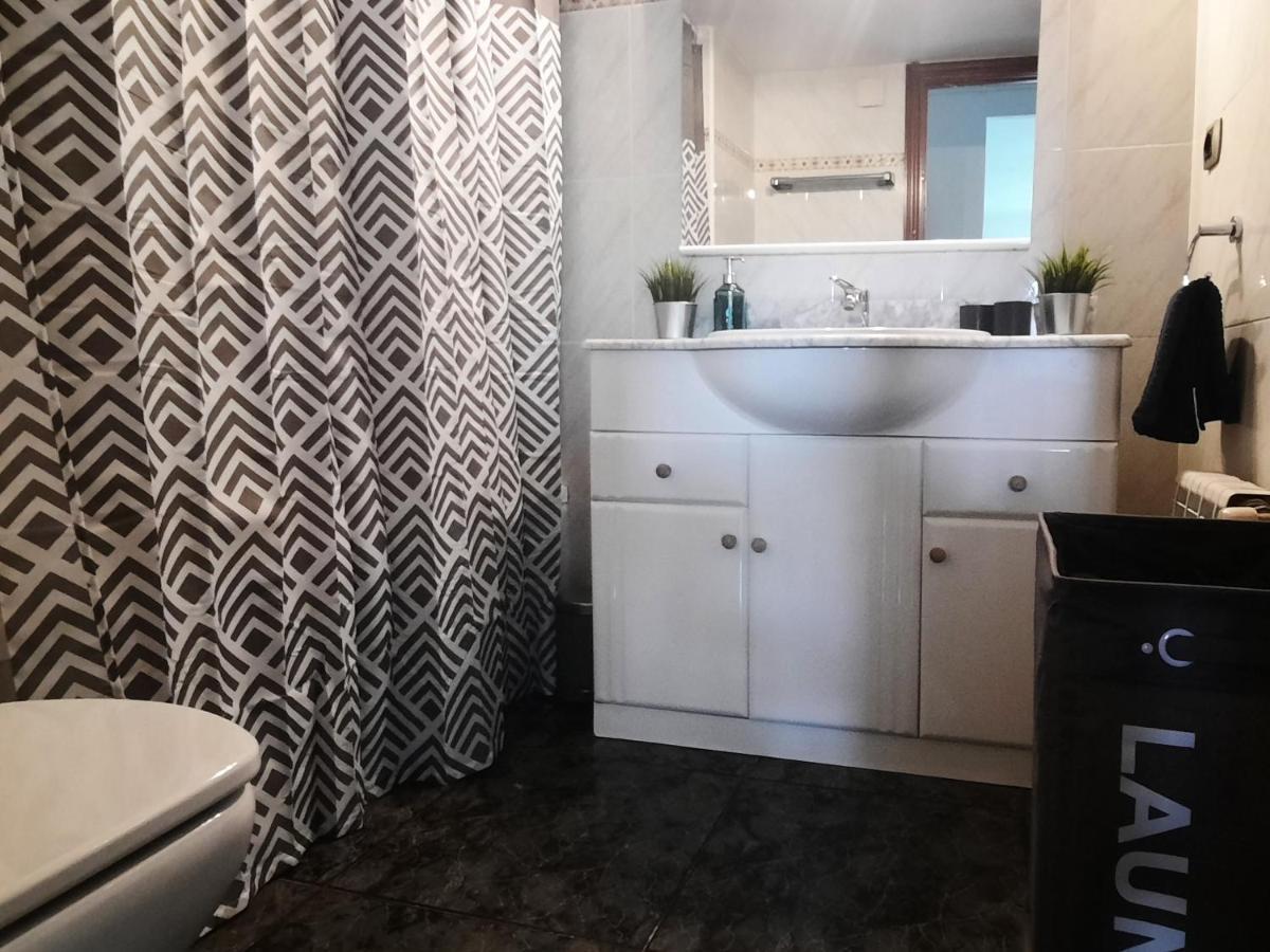 Bright Apartment Near The Beach And Barcelona By Train El El Masnou Eksteriør billede