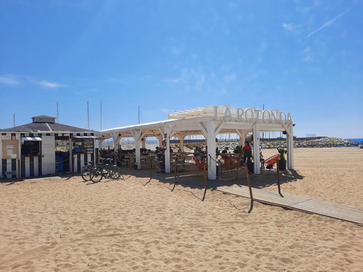 Bright Apartment Near The Beach And Barcelona By Train El El Masnou Eksteriør billede