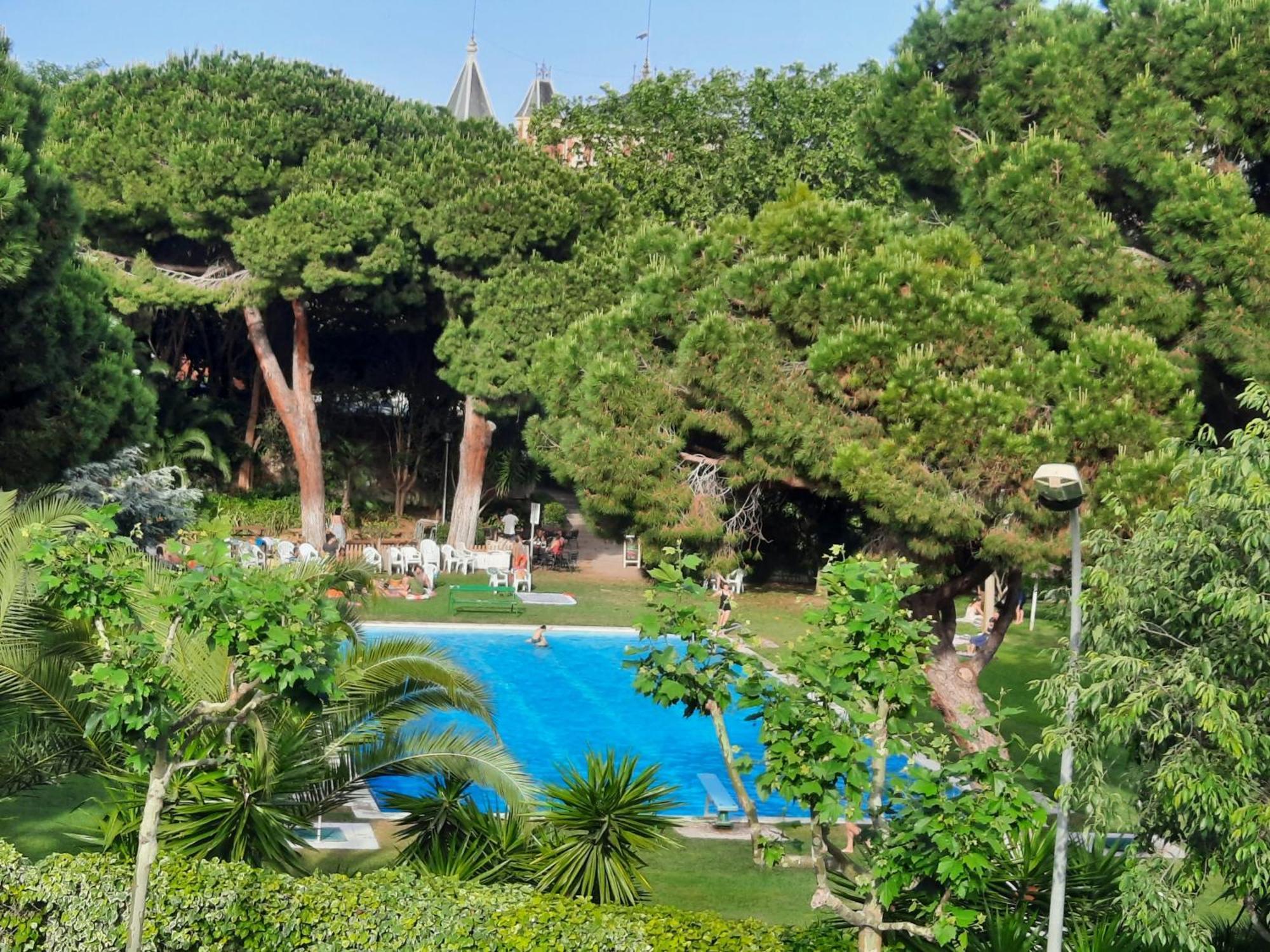 Bright Apartment Near The Beach And Barcelona By Train El El Masnou Eksteriør billede